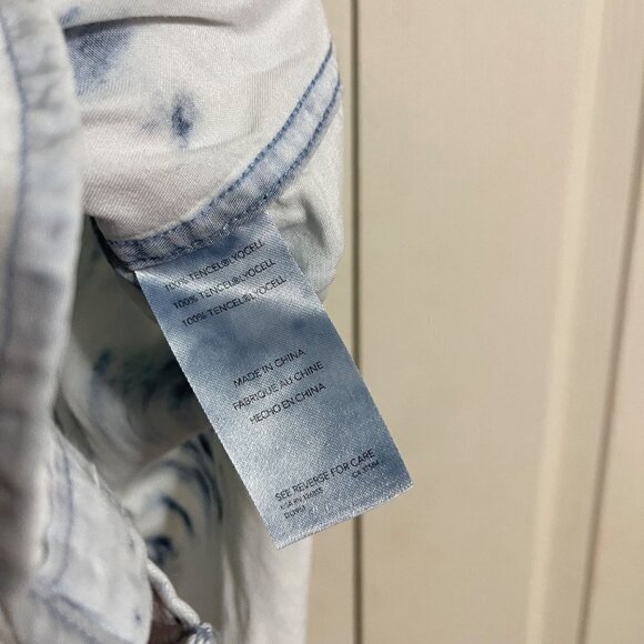 DL1961 Women's NWT Blue 100% Tencel Lyocell Tie Dye Button Up Sleeveless Top XS - Picture 6 of 7